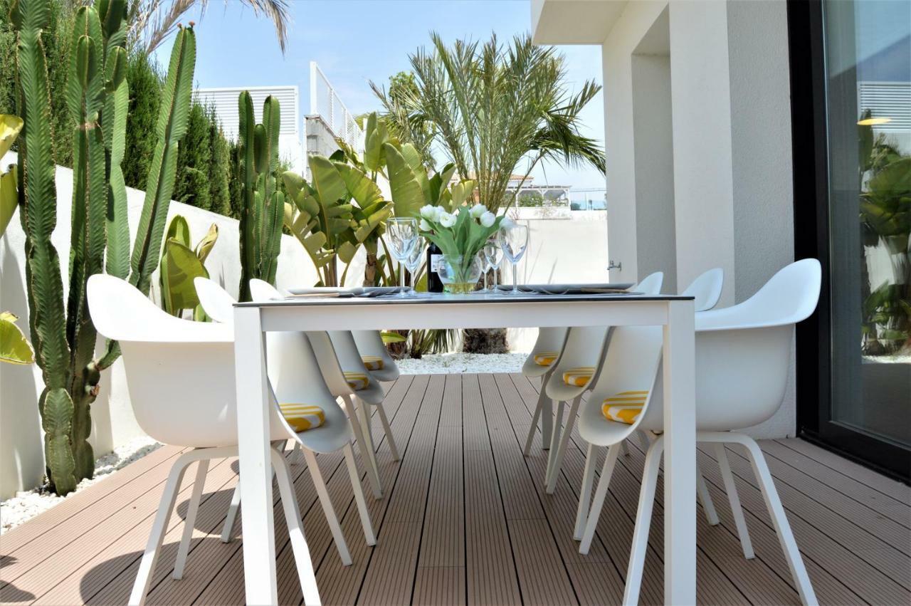 Villa With Private Pool Llobregales Екстер'єр фото