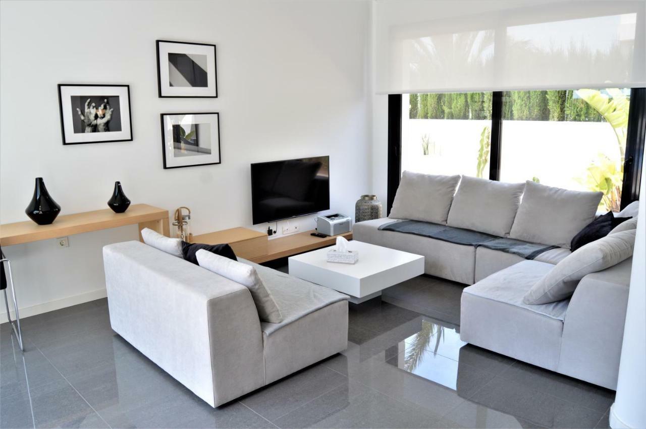 Villa With Private Pool Llobregales Екстер'єр фото