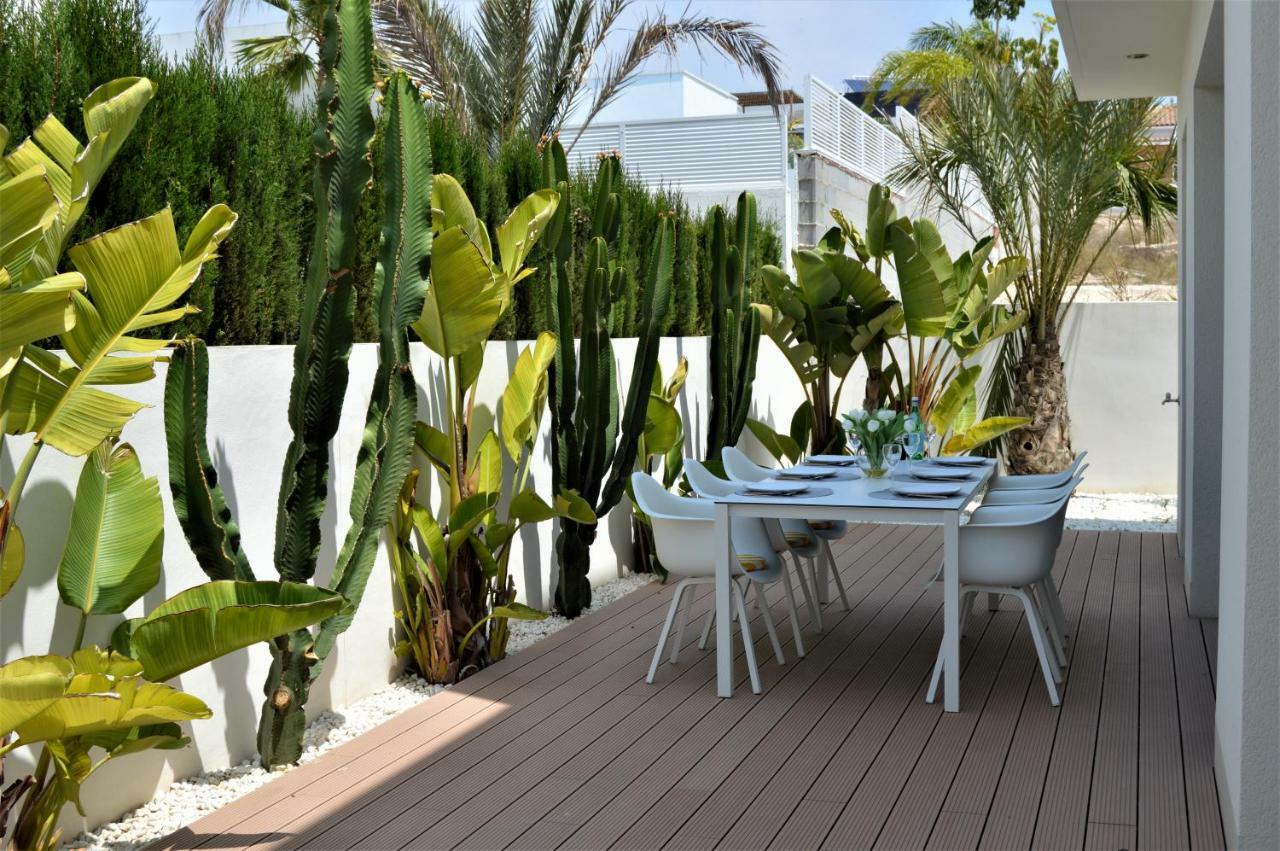 Villa With Private Pool Llobregales Екстер'єр фото